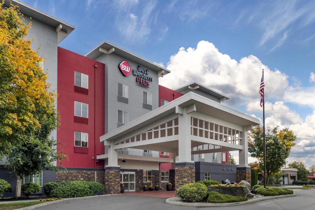 Best Western Plus Arlington/Marysville photo