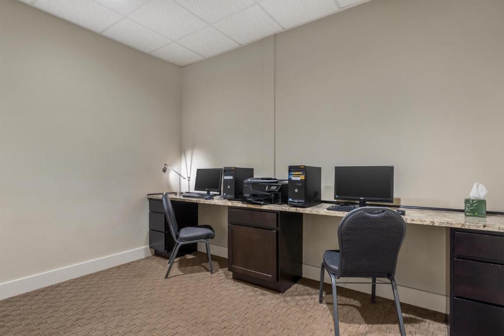 Best Western Plus Arlington/Marysville photo