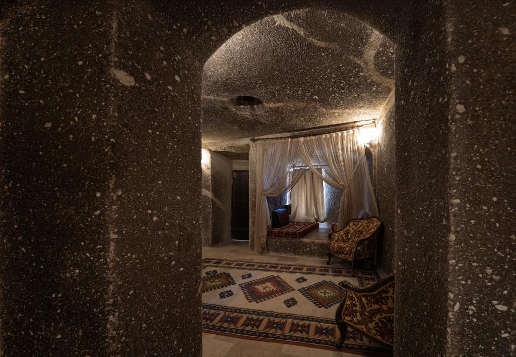 Grand Cave Suites - 17