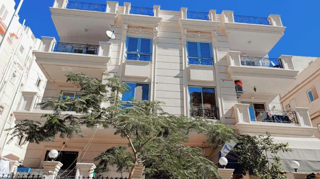 El edificio en el que está el departamento