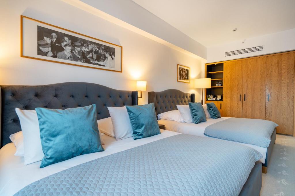 Great Polonia The Granary La Suite Hotel - Quarto King Com 2 Camas King-size