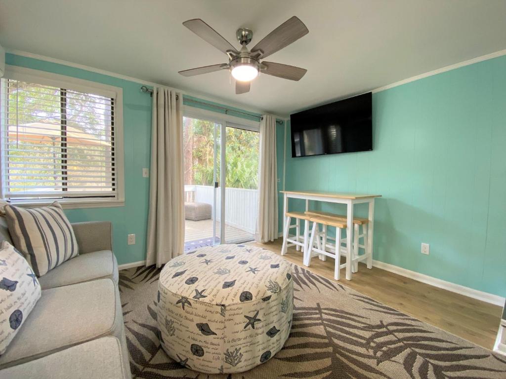 TV a/nebo společenská místnost v ubytování 423 Sea Cloud