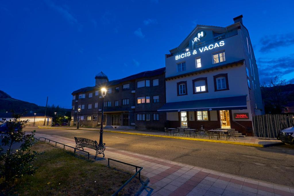 Γενική θέα στο βουνό ή θέα στο βουνό από  αυτό το ξενοδοχείο