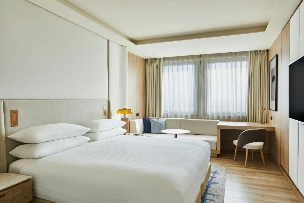 Madrid Marriott Hotel Princesa Plaza - Superior King Room With City View