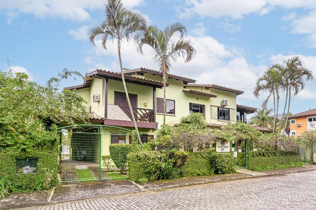 Budova, kde se prázdninový dům nachází