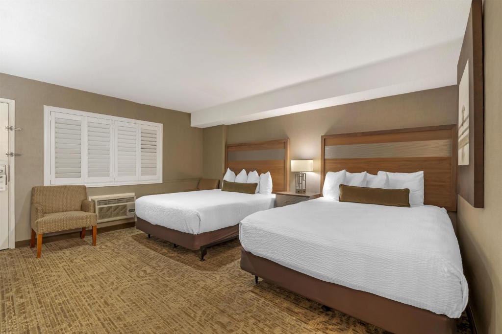 Best Western Plus Anaheim Inn photo