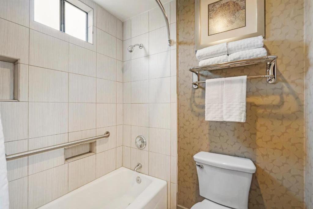 Best Western Plus Anaheim Inn photo