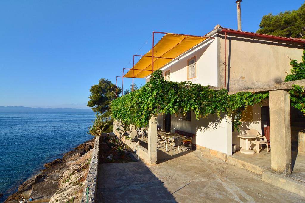 Φυσικό τοπίο κοντά σε αυτή η παραθεριστική κατοικία