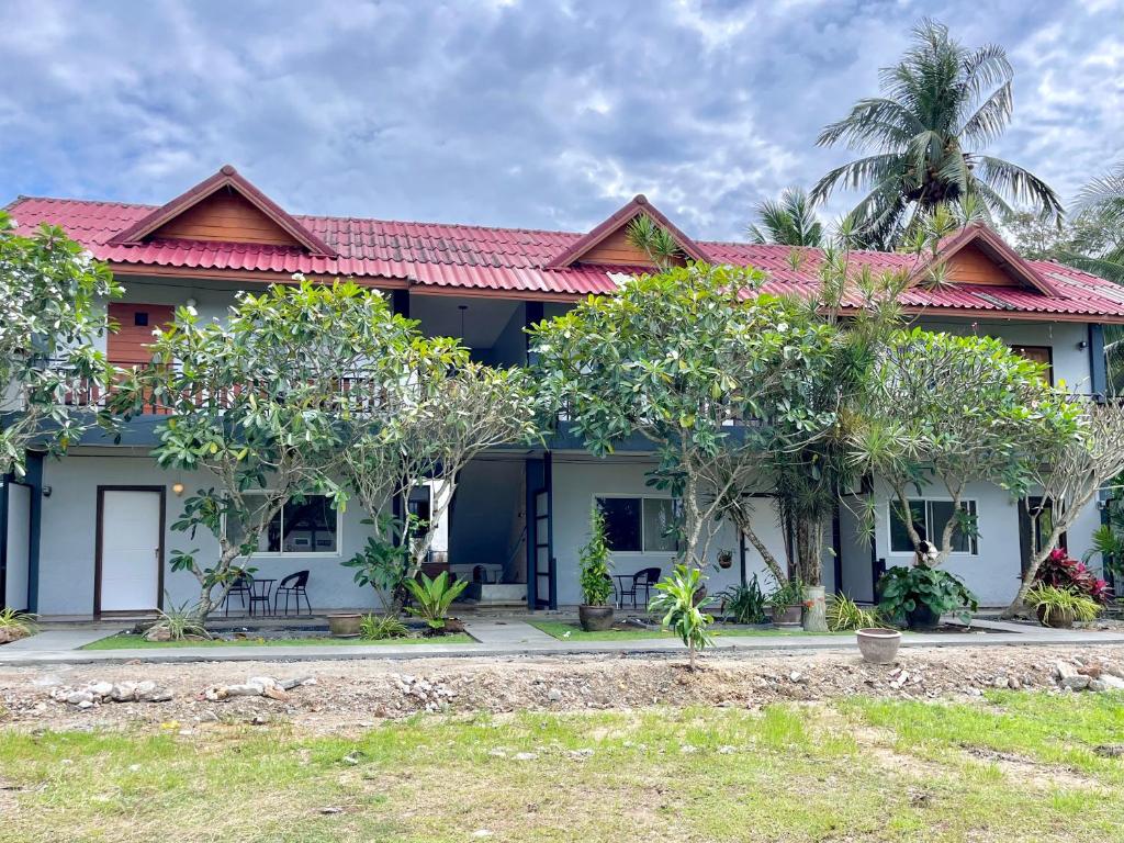 Κήπος έξω από το BUK LANTA