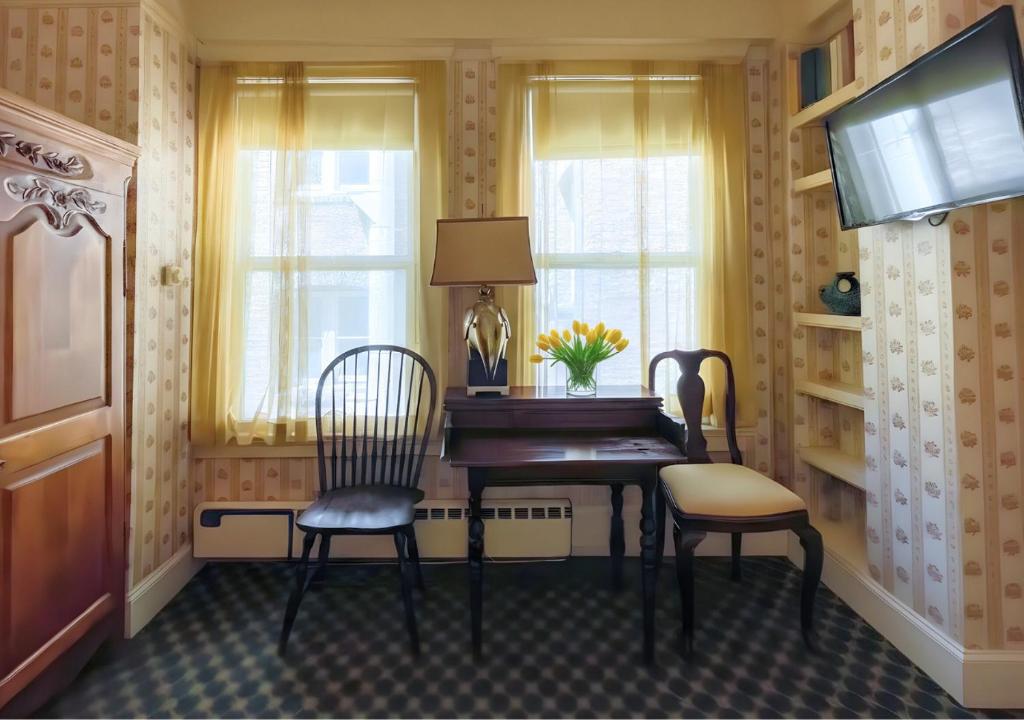 Petite Auberge photo