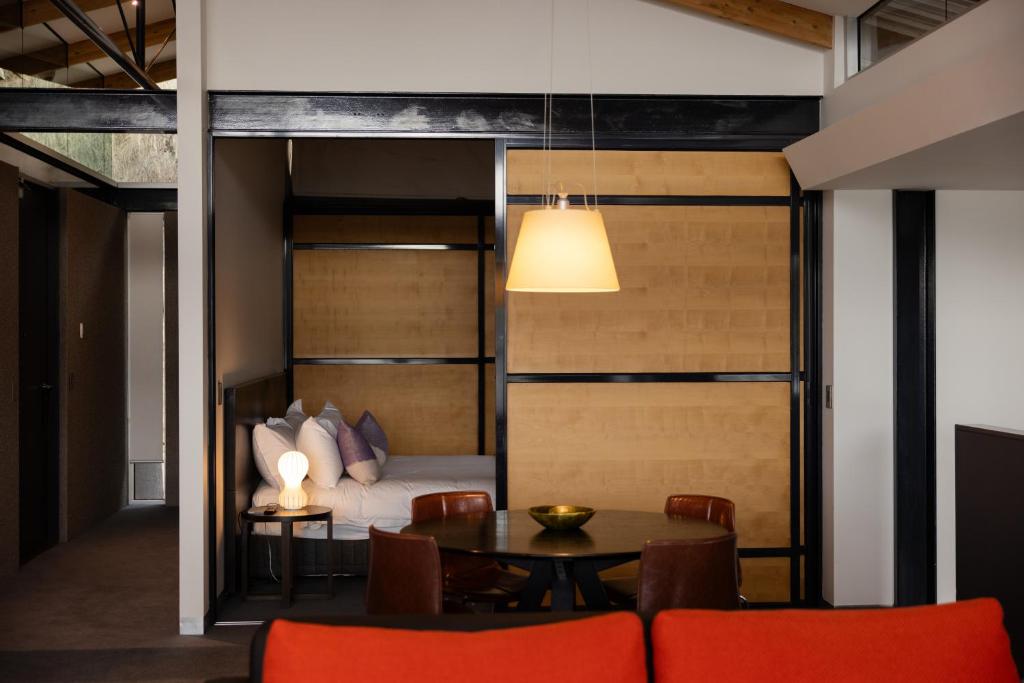 
Two-Bedroom with Waterfront View - Charles
