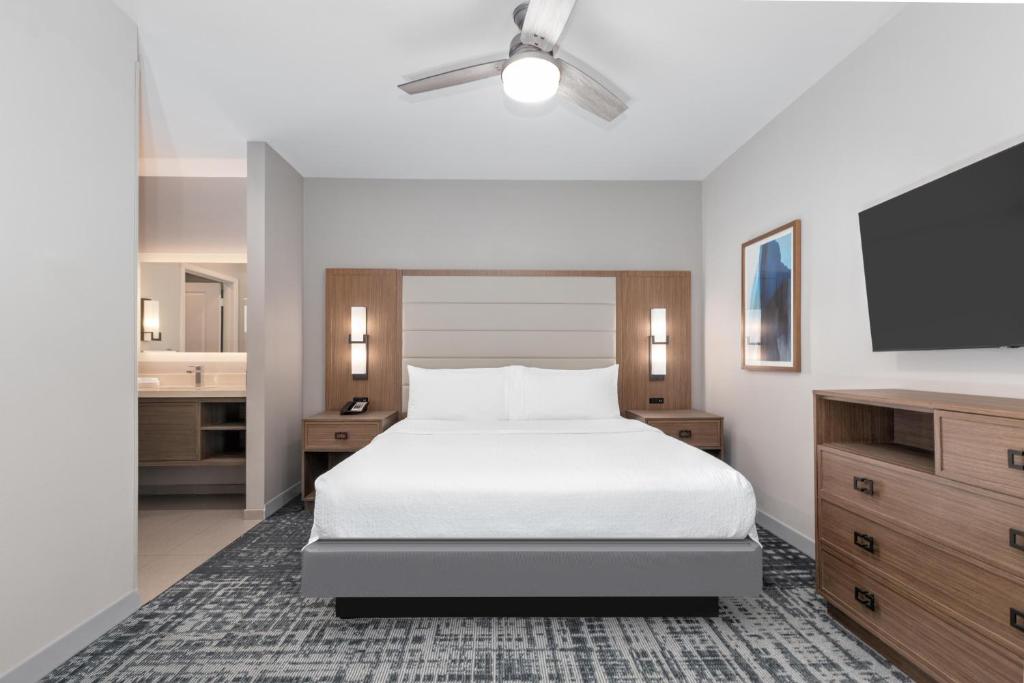 Homewood Suites By Hilton Houston Memorial photo