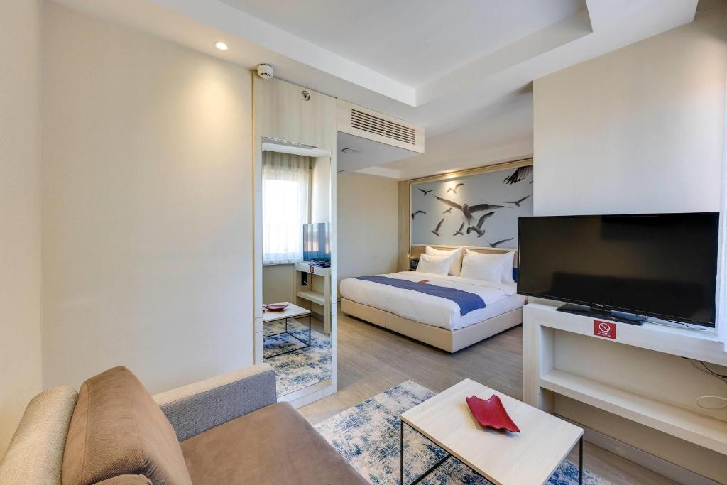 Ramada by Wyndham Istanbul Old City - 9