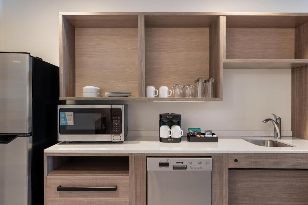 Home2 Suites By Hilton Ames - Studio Suite With Two Queen Beds - Hearing Access