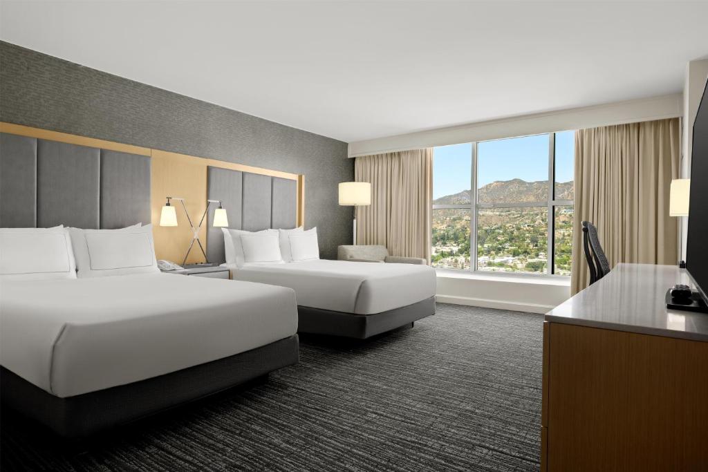 Hilton Los Angeles North-Glendale & Executive Meeting Center - 