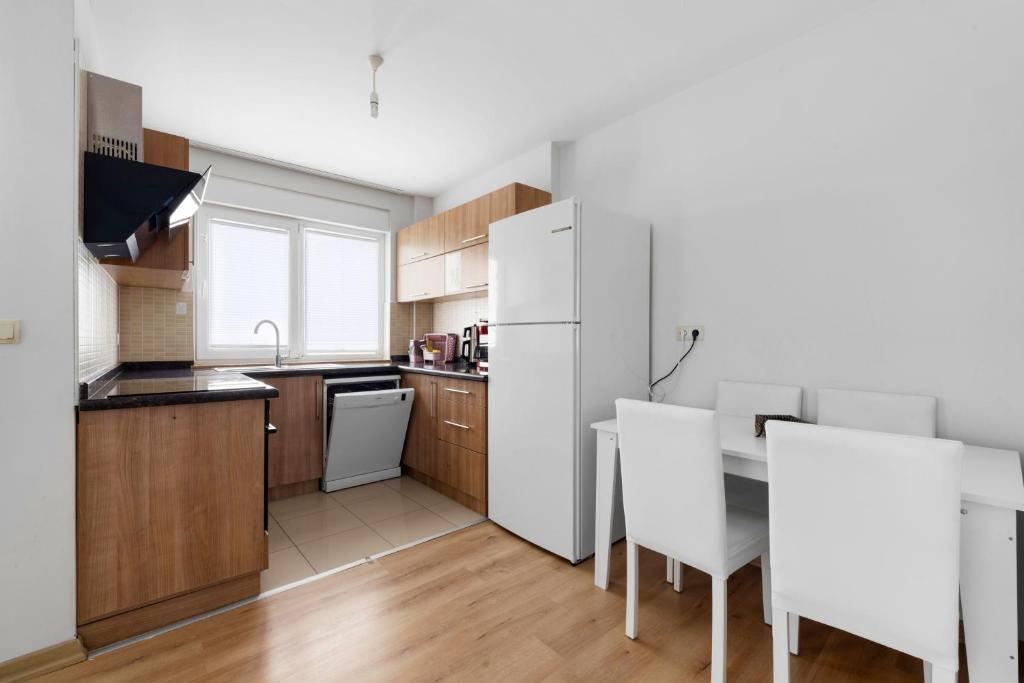 River Park Residence Lara - 10