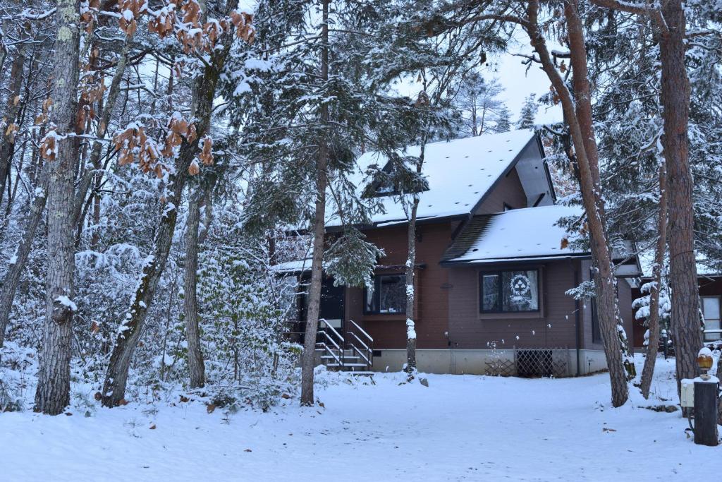 Το Sasamori House τον χειμώνα