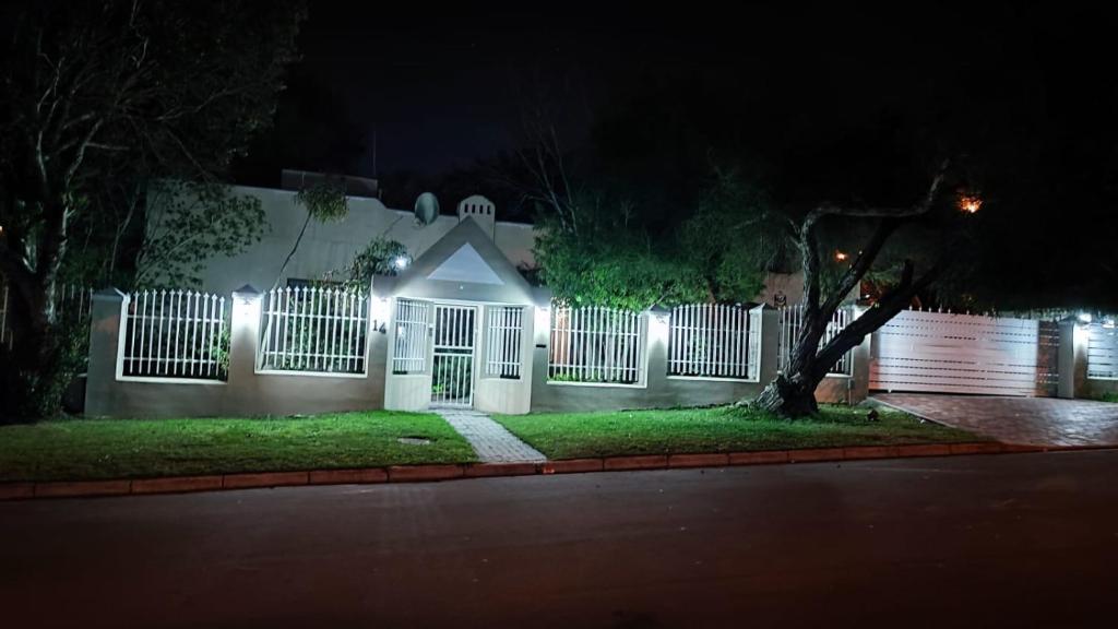 Tòa nhà nơi căn hộ tọa lạc