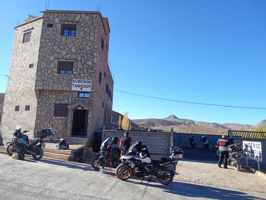 Το κτήριο όπου στεγάζεται  το πανδοχείο