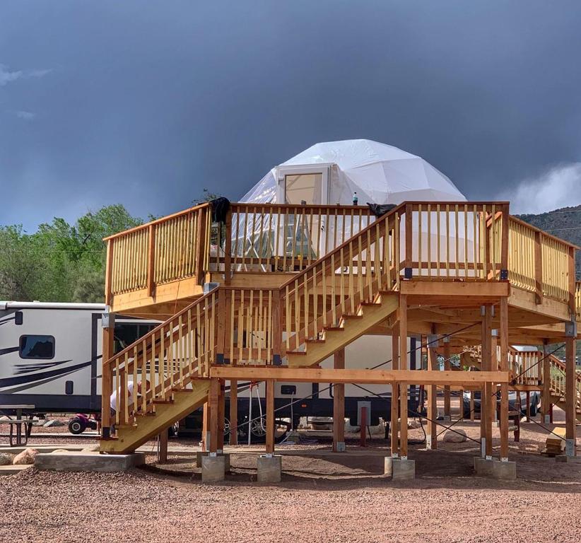 Foto sihtkohas Buckskin Joe asuva majutusasutuse Modern Dome for an Unforgettable Getaway with Incredible Views in Colorado galeriist