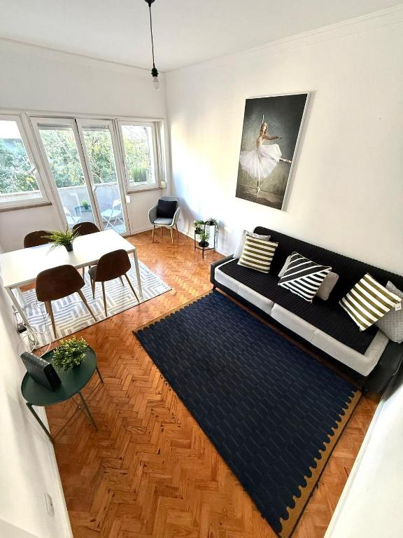 The Crespo House 3D - Central Apartment