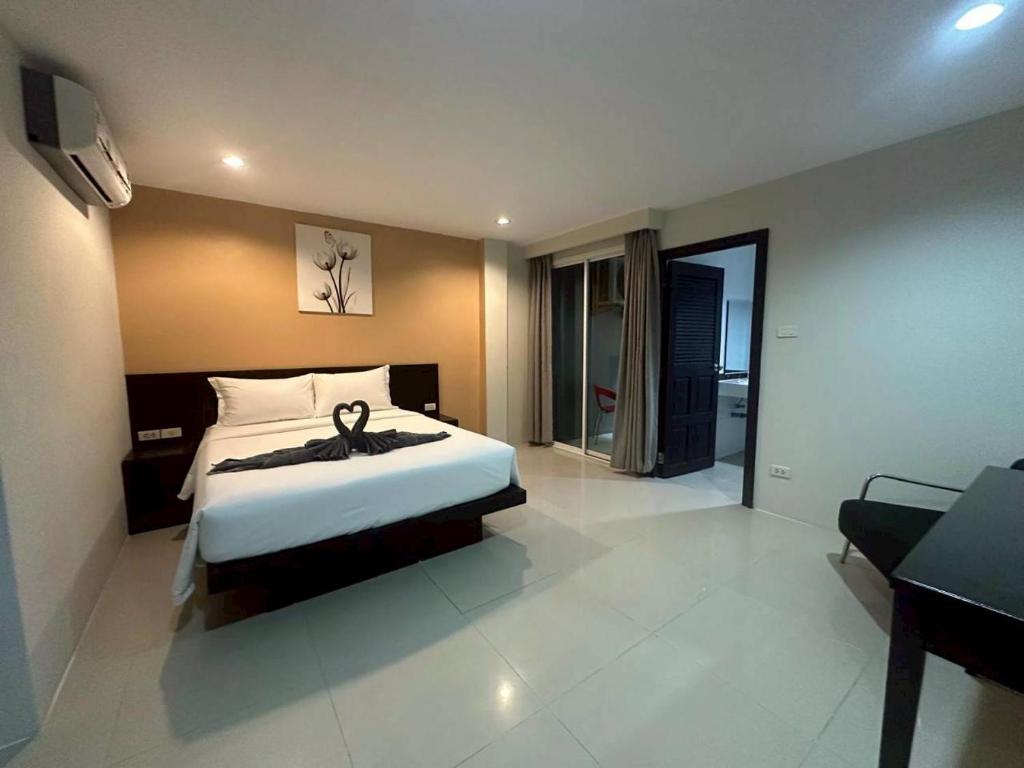 لابی و فضای عمومی Patong gray house - تصویر ۵