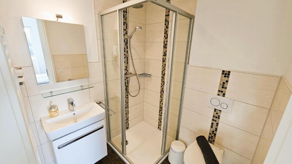 Hotel Dorfkrug Büsum - Comfort Double Room With Balcony Or Terrace
