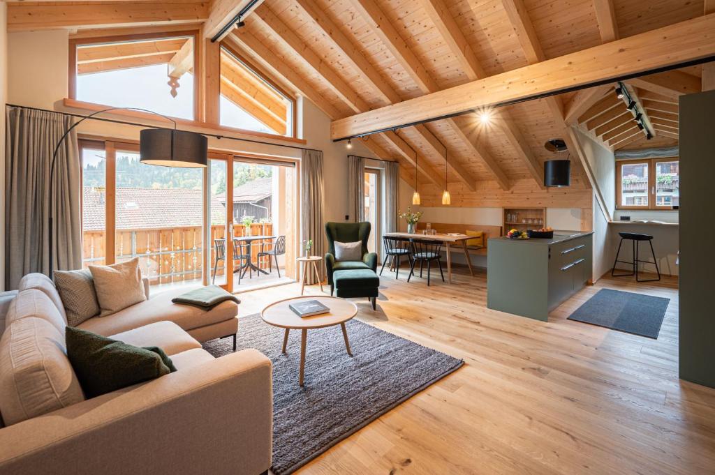 Posezení v ubytování MAISEL Berge Heimat Balance