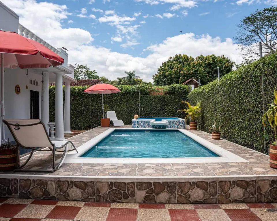 Πισίνα στο ή κοντά στο villa campestre las palmas