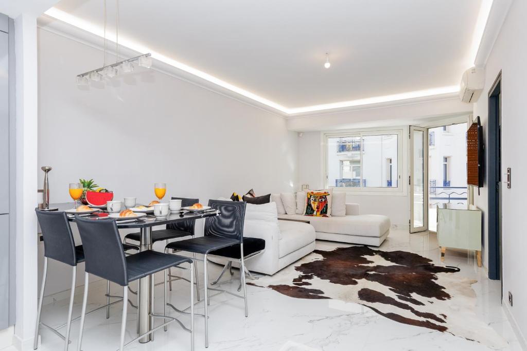 Prestige Azur YourHostHelper