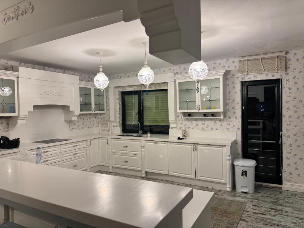 Kuchyň nebo kuchyňský kout v ubytování 1001 nights