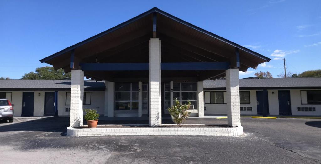 Budova, kde se hotel nachází