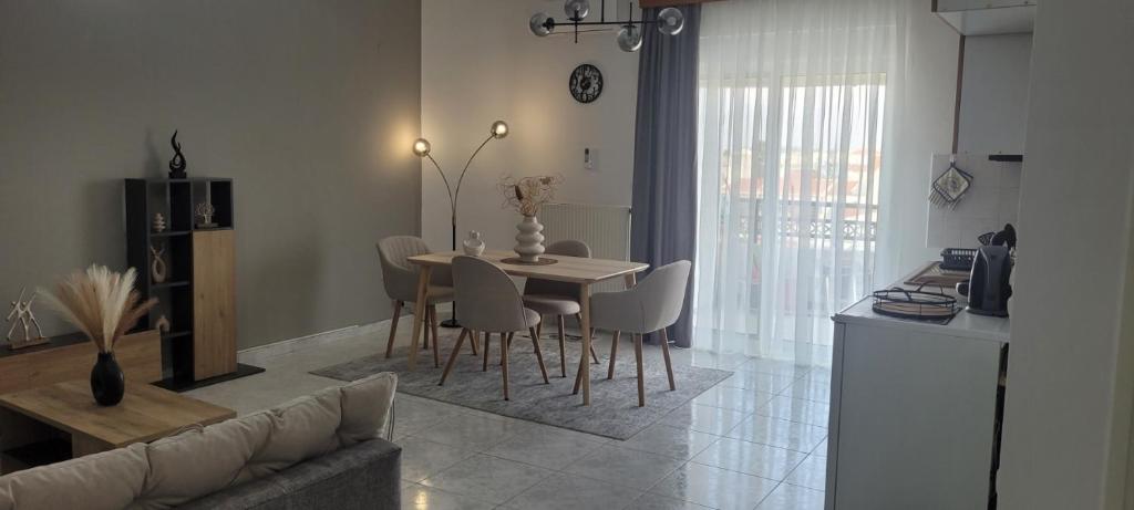 Η κουζίνα ή μικρή κουζίνα στο GF AXD Apartment