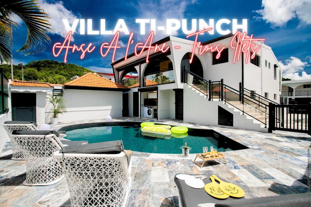 Πισίνα στο ή κοντά στο Résidence Les A'Rhum de l'Anse