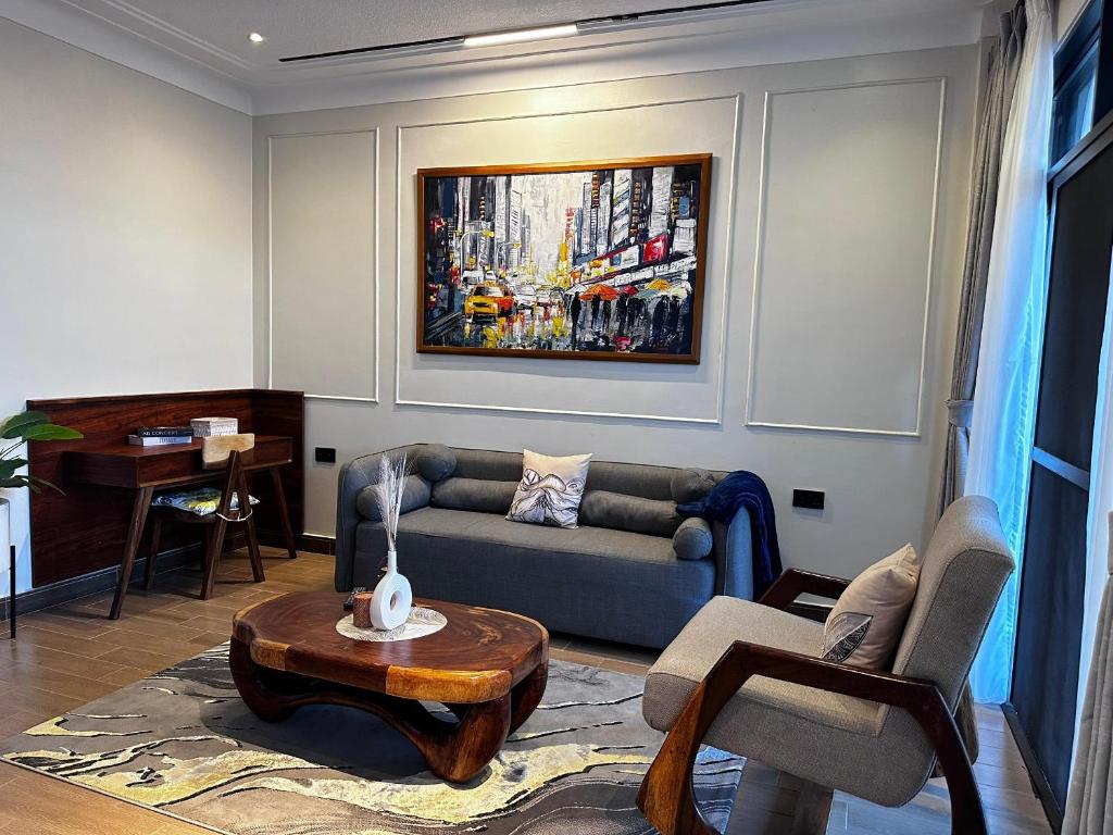 Χώρος καθιστικού στο Rutuha Home Kyanja 2