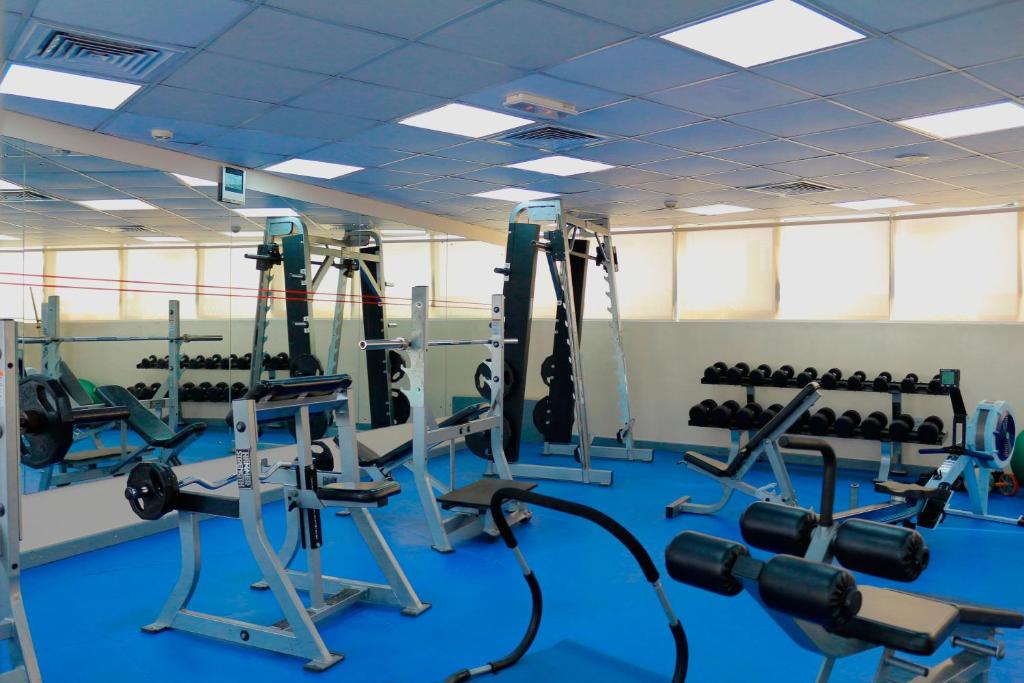 Fitness centrum a/nebo fitness zařízení v ubytování Sharjah Premiere Hotel & Resort