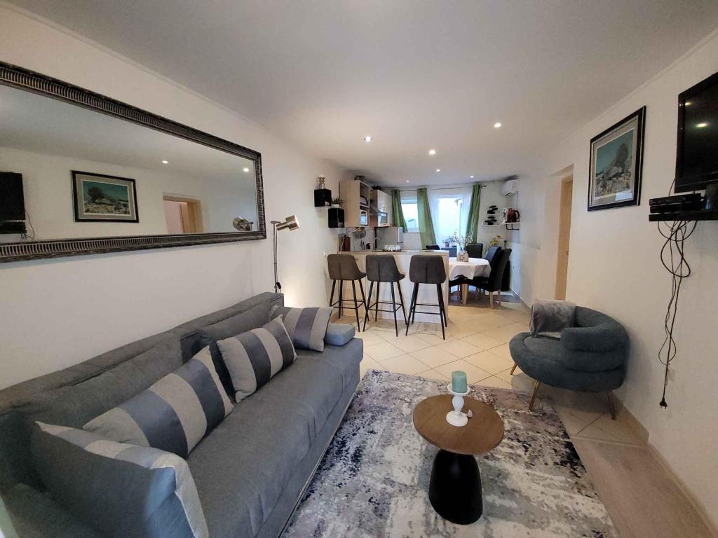 ApartmentsPauletic 10849