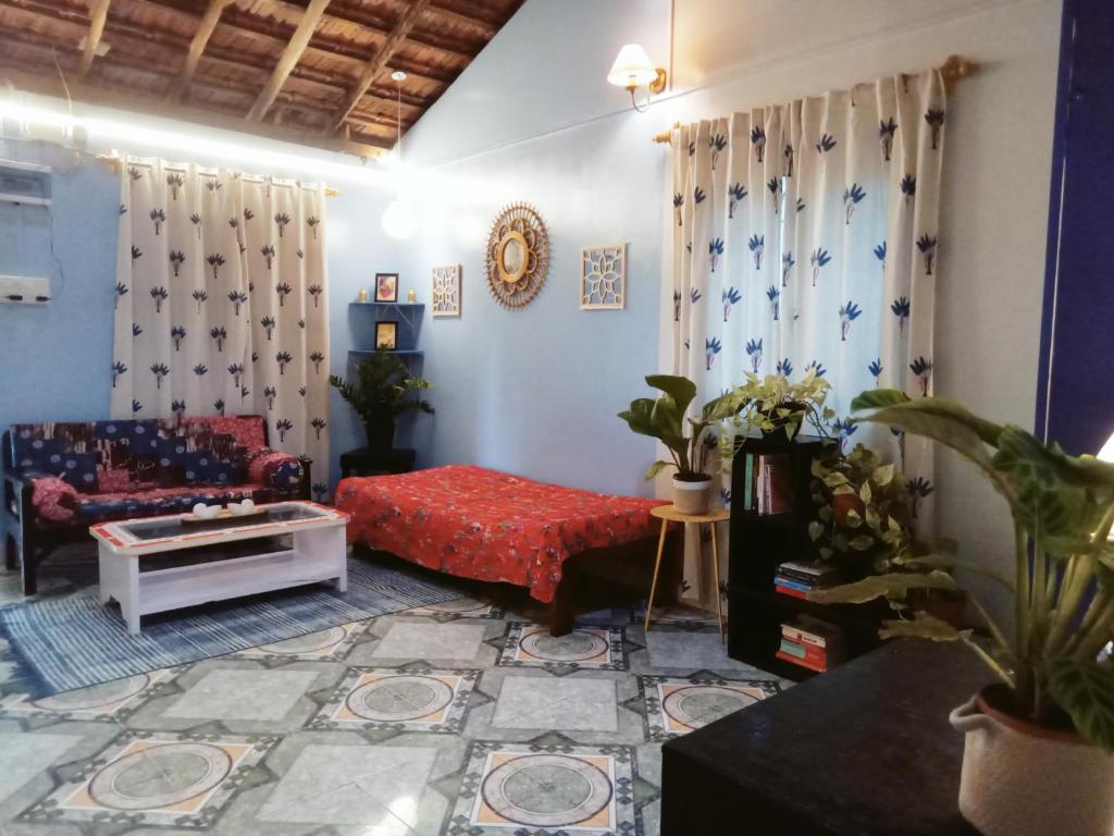Χώρος καθιστικού στο 2BHK AC GOAN Beach House - Patnem Colomb