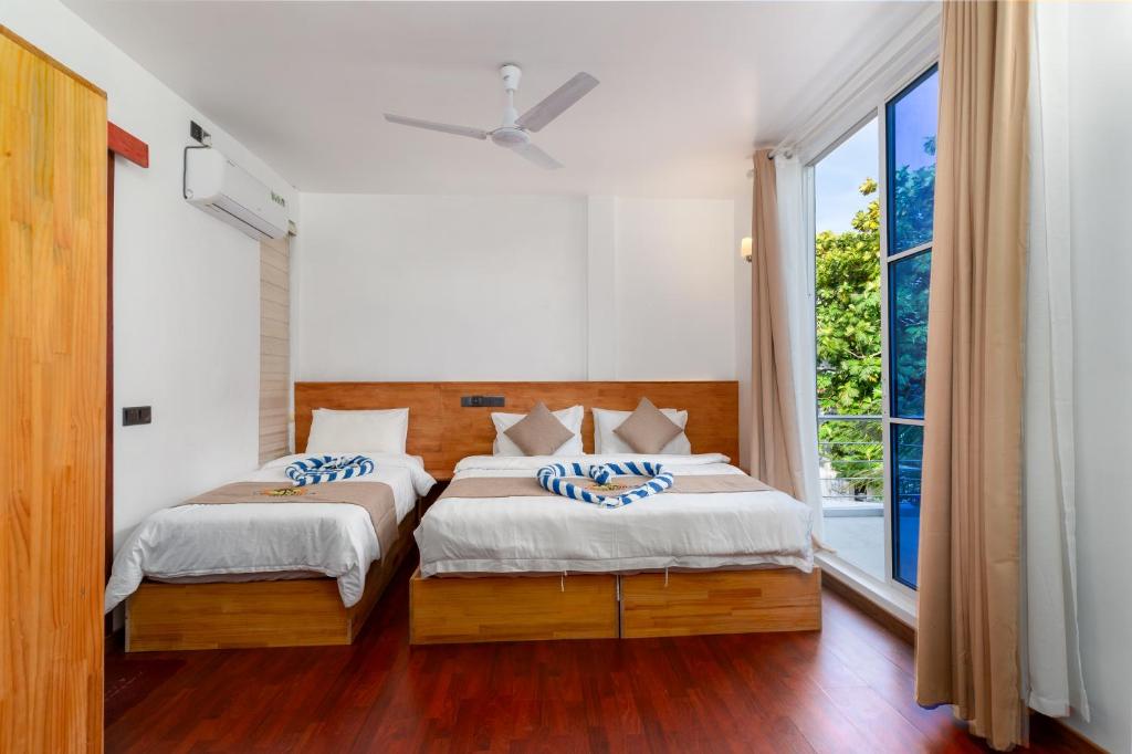 Coco Ukulhas Villa - View 36