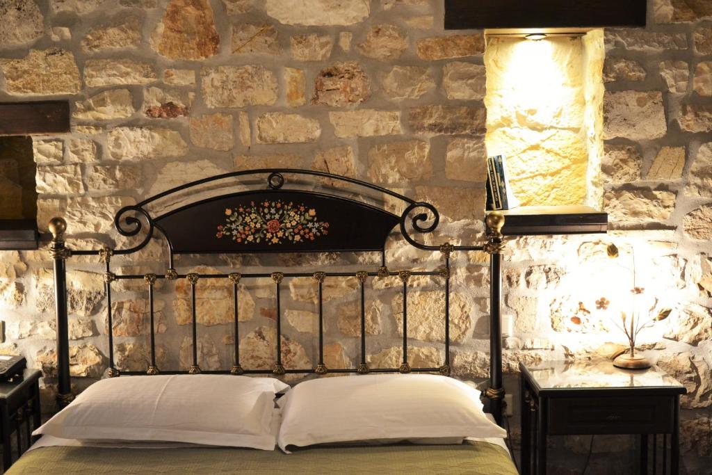 Hagiati Guesthouse - 18