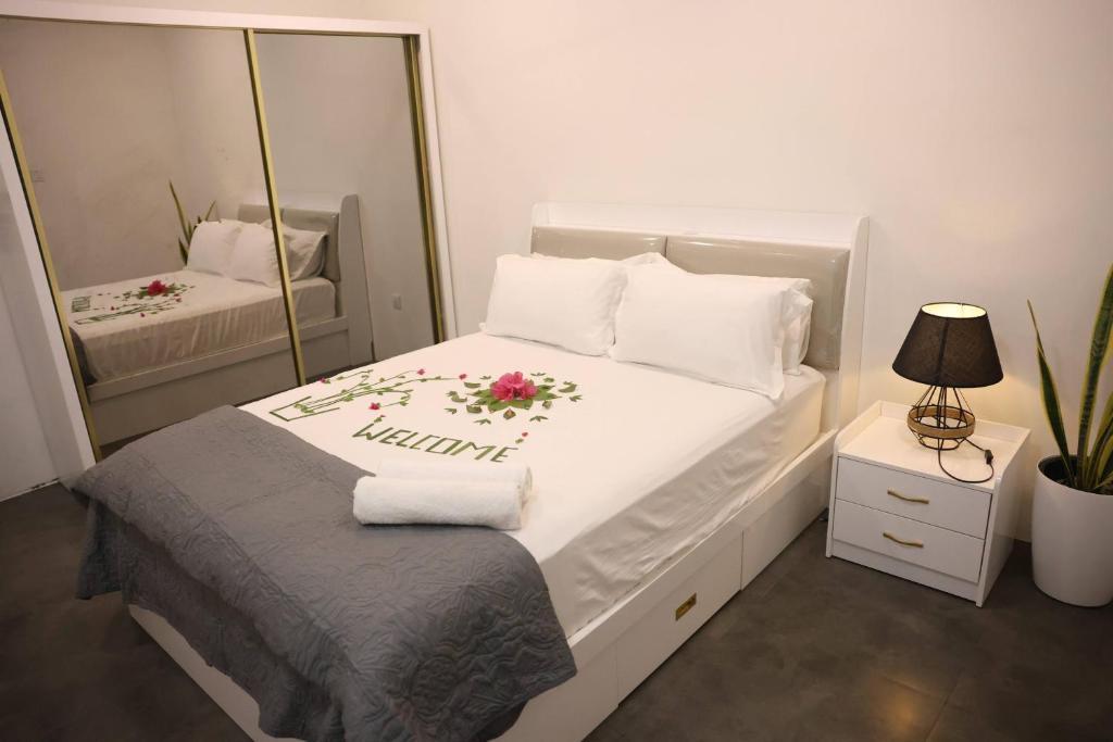 Postel nebo postele na pokoji v ubytování Hidden Reef Retreat