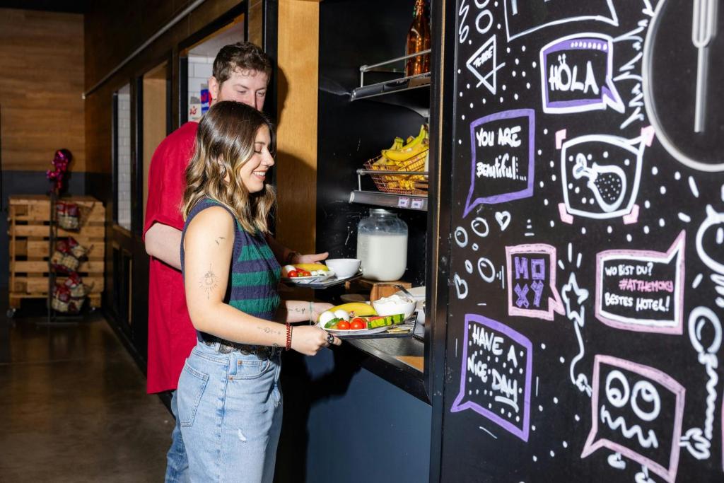 Moxy Berlin Ostbahnhof - 3