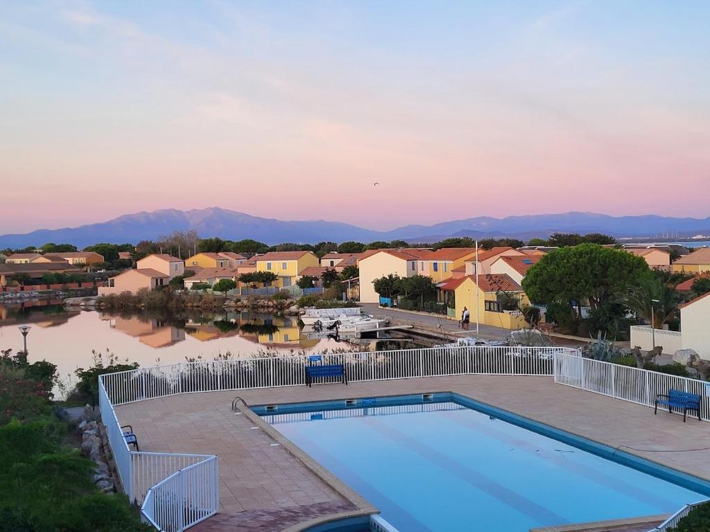 Γενική θέα στο βουνό ή θέα στο βουνό από  αυτό το διαμέρισμα