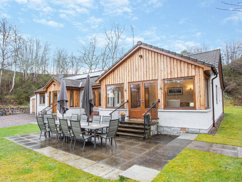 Budova, kde se prázdninový dům nachází