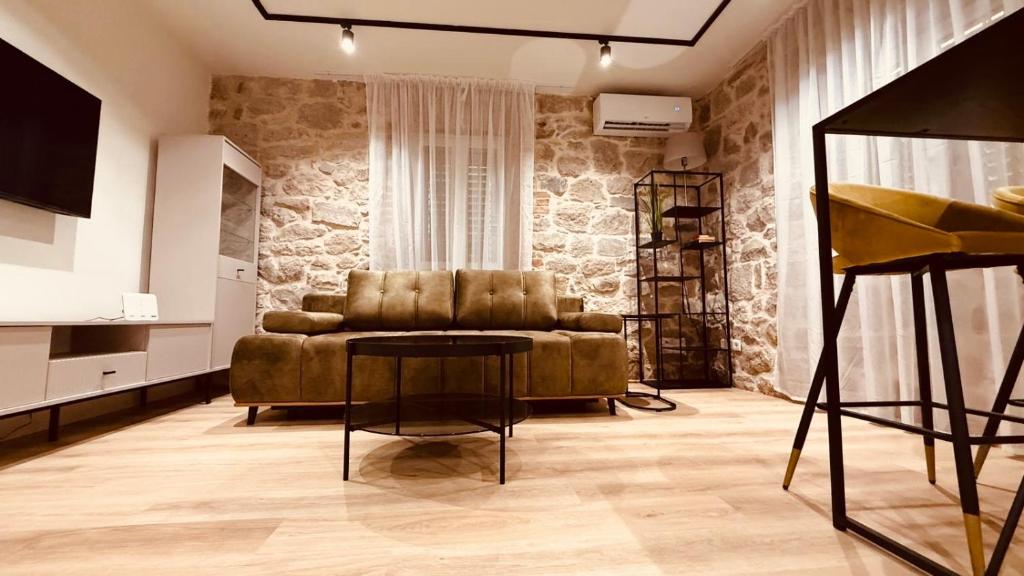 Μια τηλεόραση ή/και κέντρο ψυχαγωγίας στο Dragon Apartment Split-staré mesto Varoš