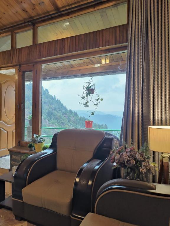 Sid's Nest - 2bhk Villa Retreat by Da Alohas, Mukteswar (updated prices ...