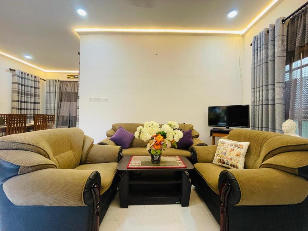 Gallery image of Green Pearl Villa in Midigama East