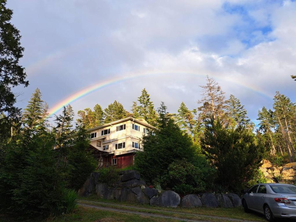 Gallery image of Sunshine Coast Meditation Center陽光海岸禪修中心 in Madeira Park