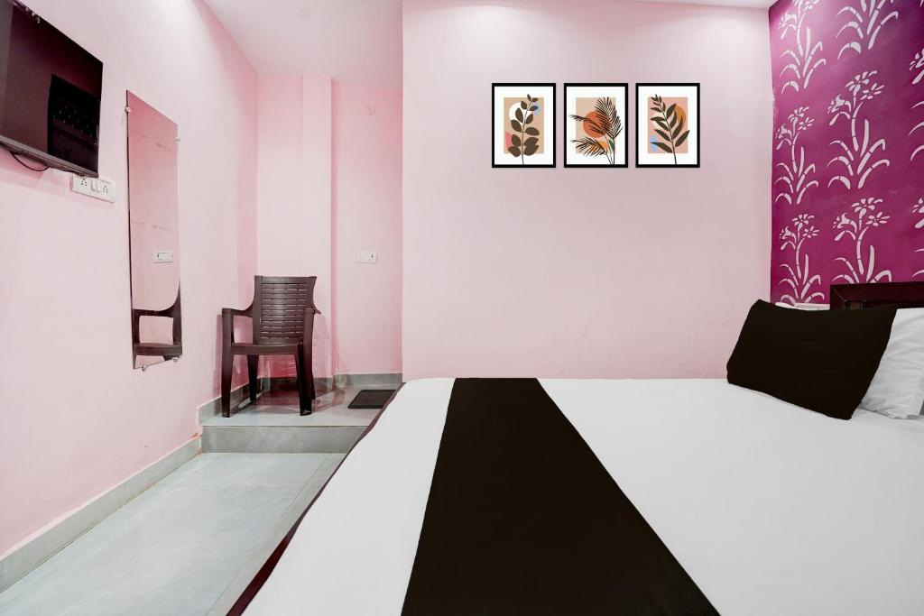 Ένα ή περισσότερα κρεβάτια σε δωμάτιο στο HOTEL O PRIME STAR