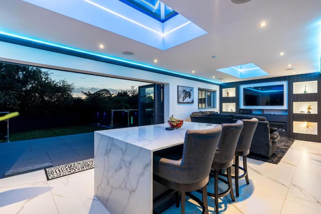 Et tv og/eller underholdning på Family-Friendly House